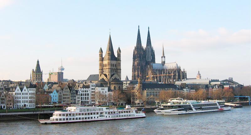 Германия, Кельн – один из древнейших и крупнейших городов Германии. Главная достопримечательность города - знаменитый Кельнский собор