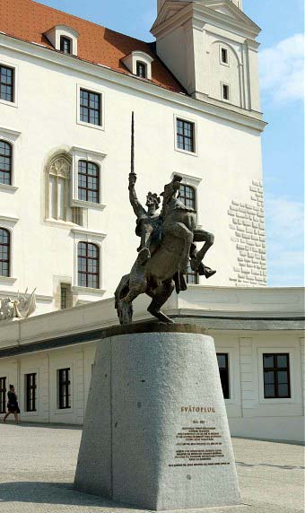 Памятник  Святополку