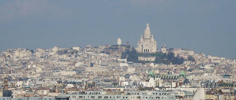 панорама базилики Сакре Кер на холме Монмартр