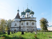 Авраамиев Богоявленский монастырь — православный женский монастырь в Ростове Великом. 