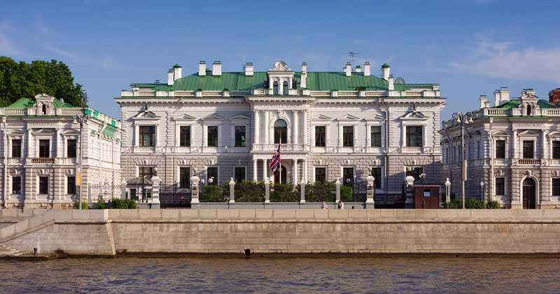 здание посольства Англии