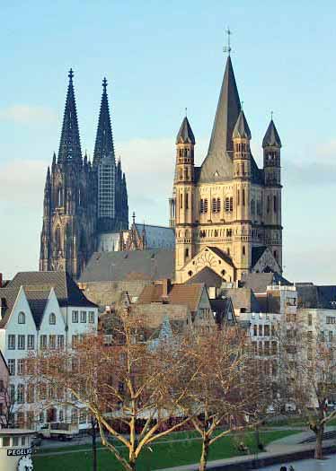 Кельнский собор, вид с Рейна