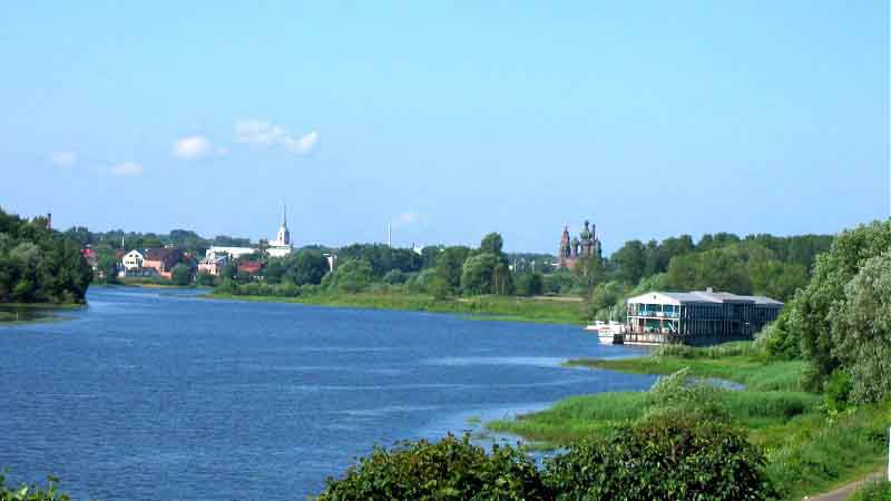 Волга у Ярославля