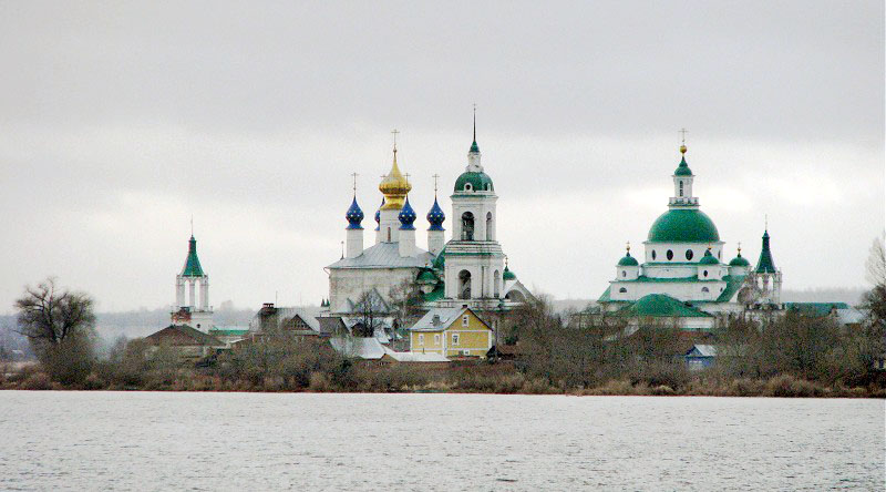 ансамбль Димитриева монастыря в Ростове Великиом